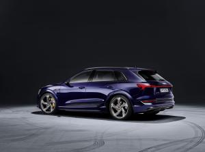 Audi e-tron S 2020 года  (WW)